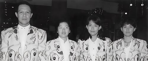 Johnie Sudjana, Ani Iman, Retno Mustari, Titi Puryanti